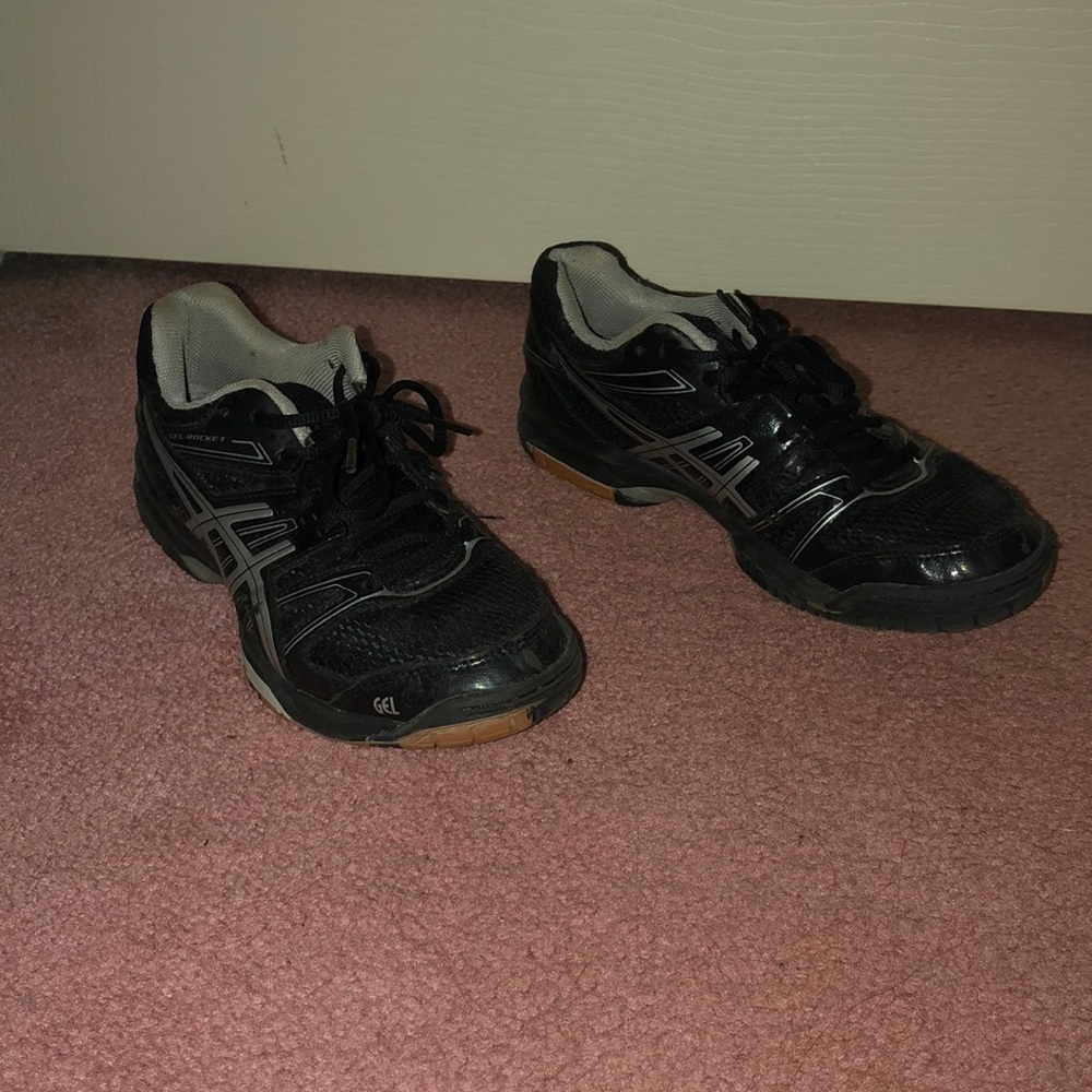 Black and silver Asics volleyball shoes!!